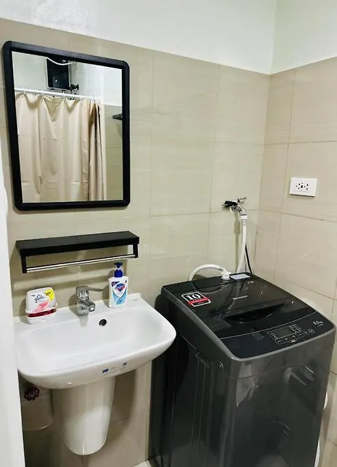Apartment Cozy 1Br At Shore 2 With Balcony Manila